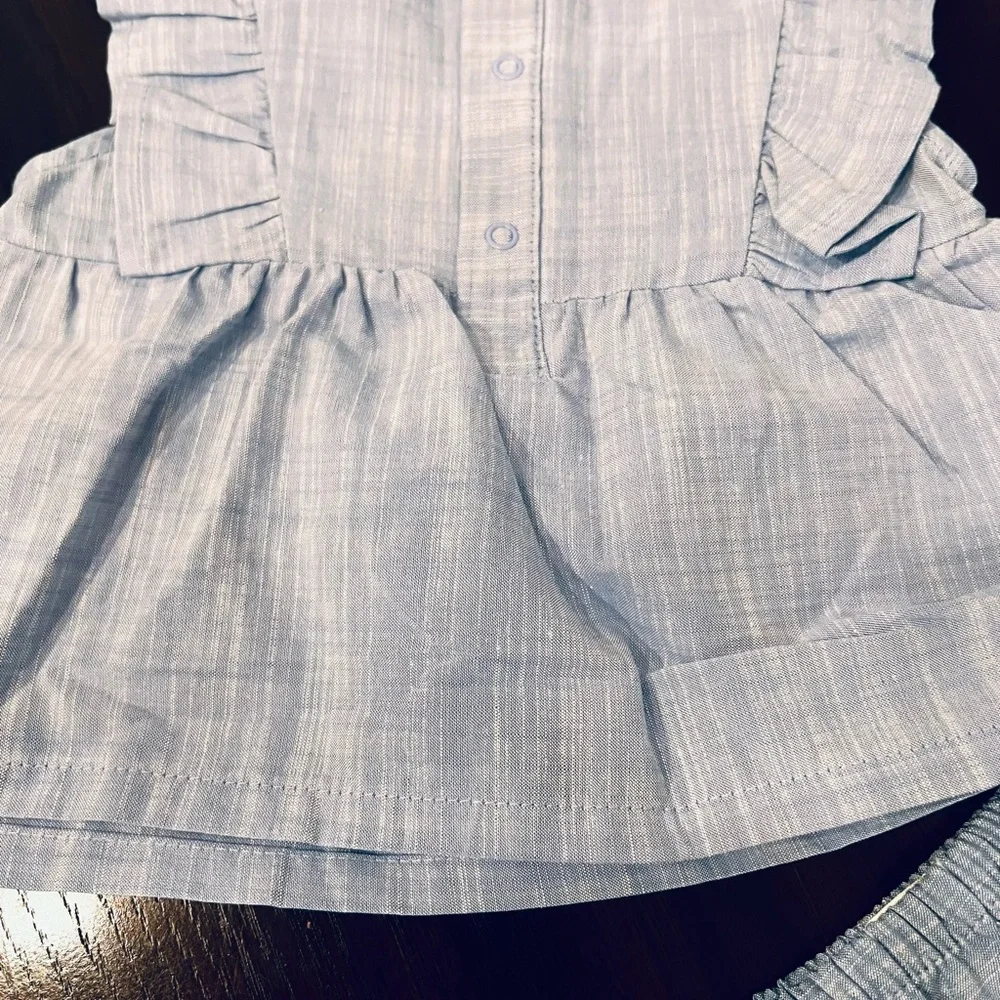 Cat and Jack 2pc Baby Girl Chambray top & Bottom Set